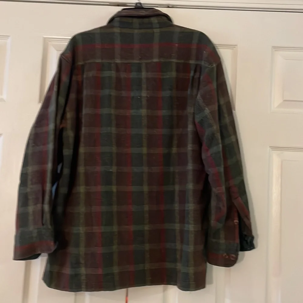 Salmon River Traders wool blend plaid shirt / jacket. Large. Shacket